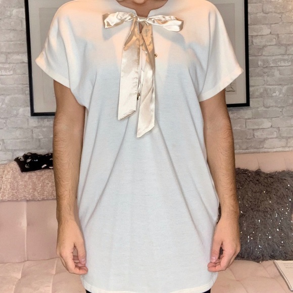 Beige bow sweater - Picture 1 of 1